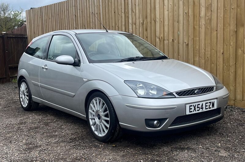 View FORD FOCUS 2.0 ST-170 3dr