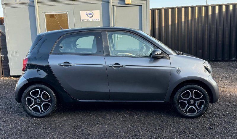 SMART FORFOUR