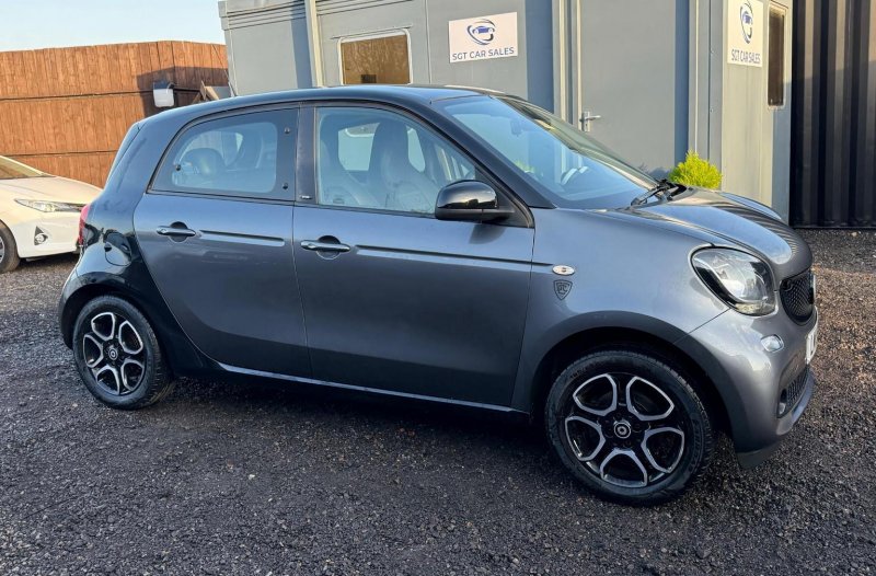 SMART FORFOUR