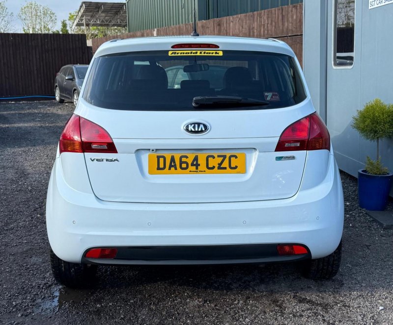 KIA VENGA
