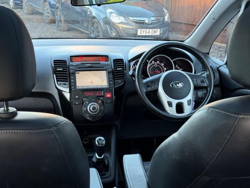 KIA VENGA