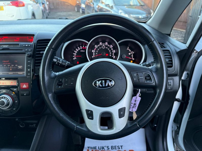 KIA VENGA