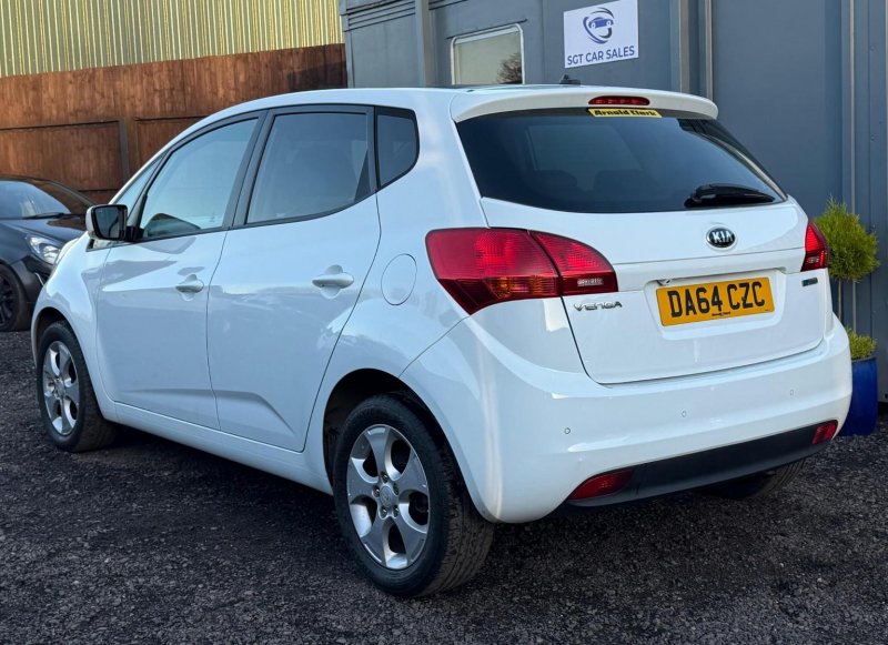KIA VENGA