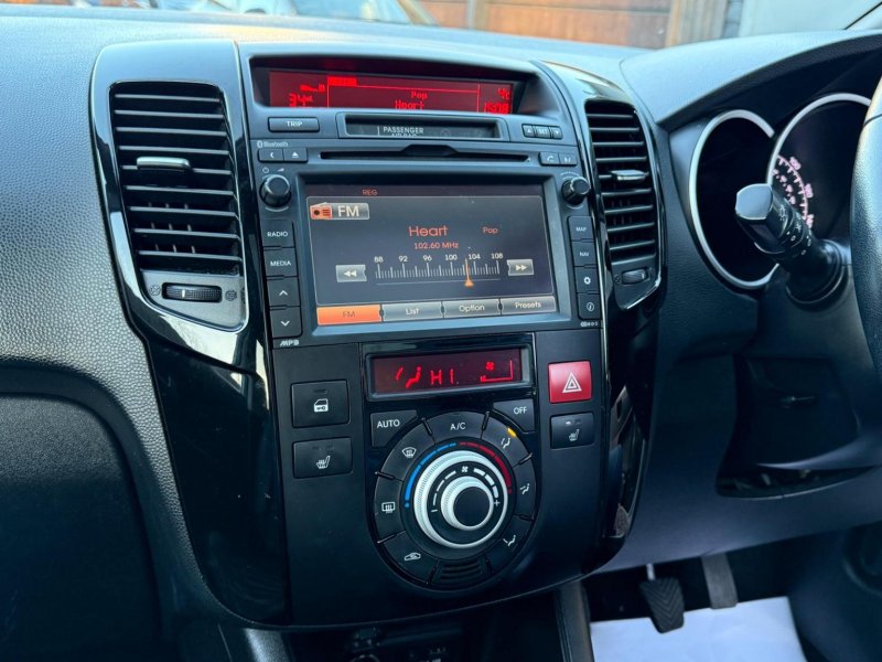KIA VENGA