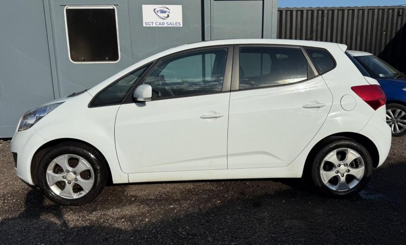 KIA VENGA