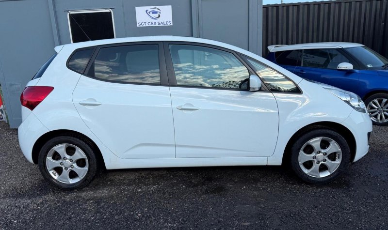 KIA VENGA