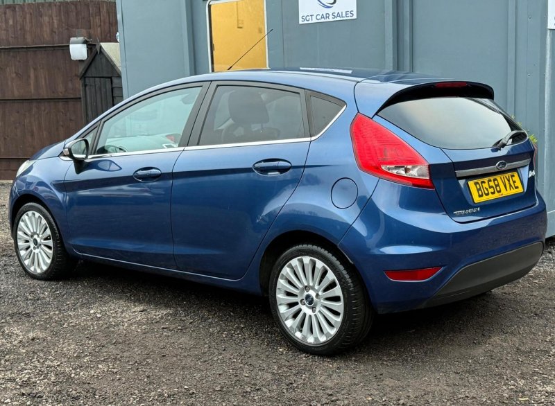 FORD FIESTA