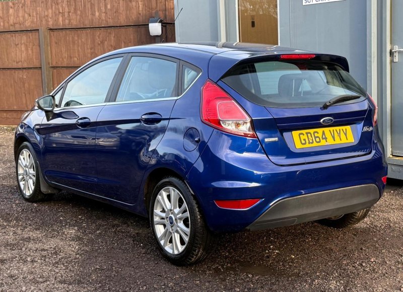 FORD FIESTA