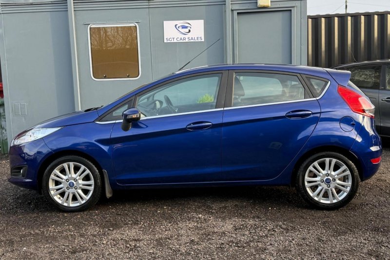 FORD FIESTA