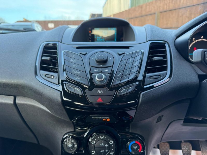 FORD FIESTA