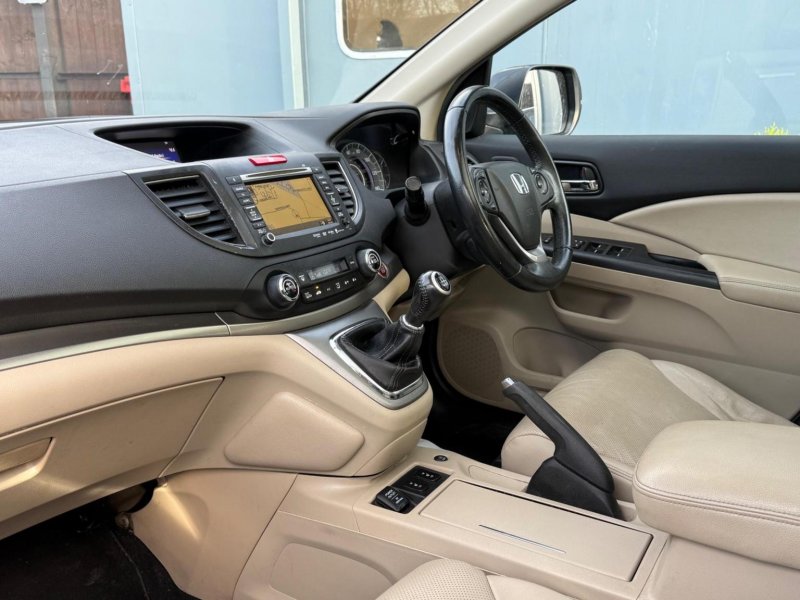 HONDA CR-V
