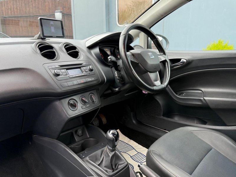 SEAT IBIZA