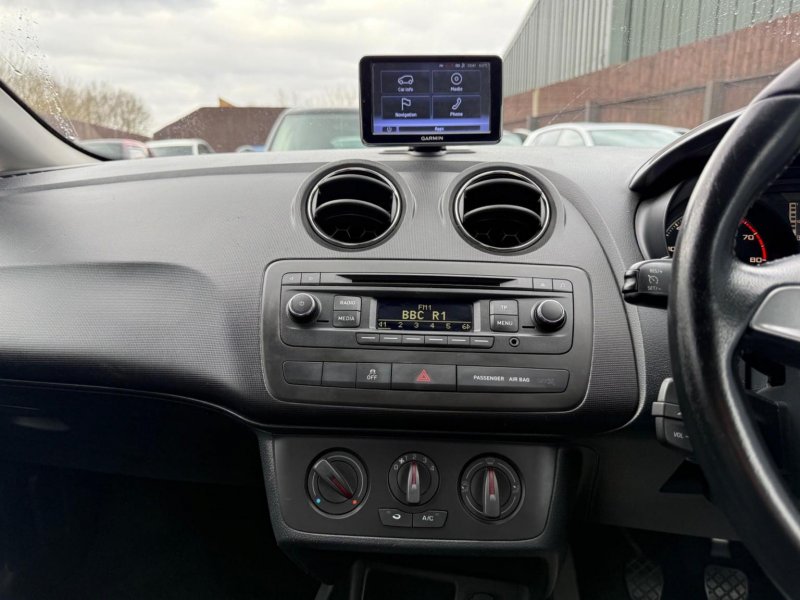 SEAT IBIZA