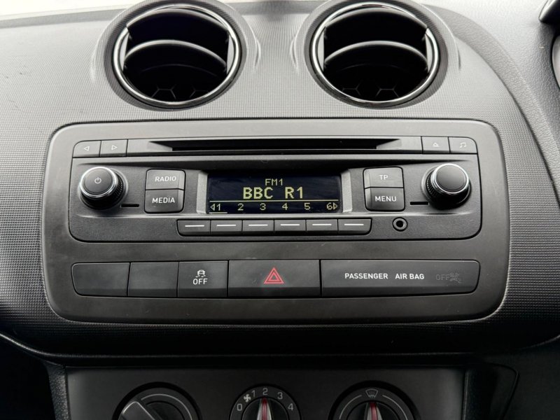 SEAT IBIZA