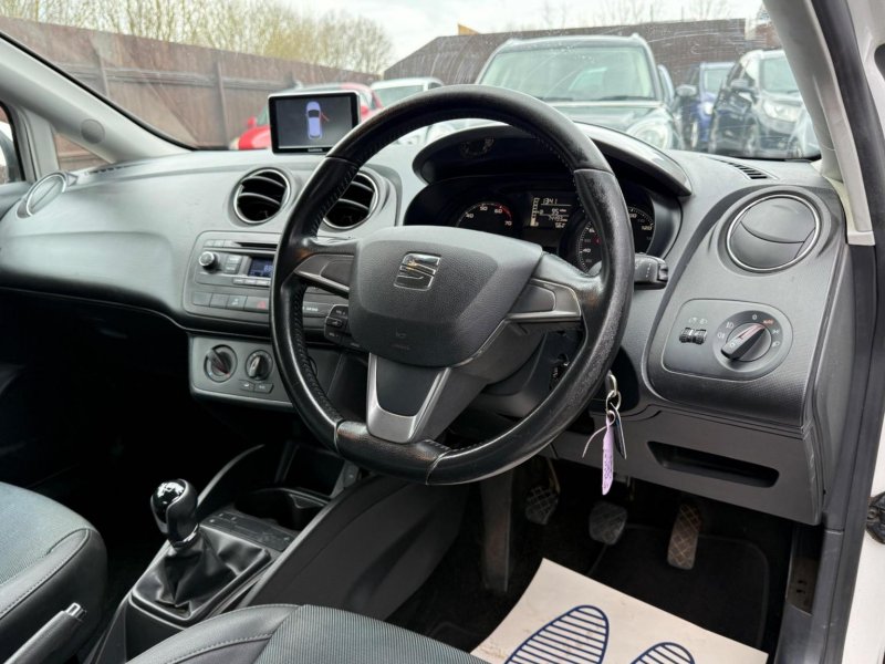 SEAT IBIZA