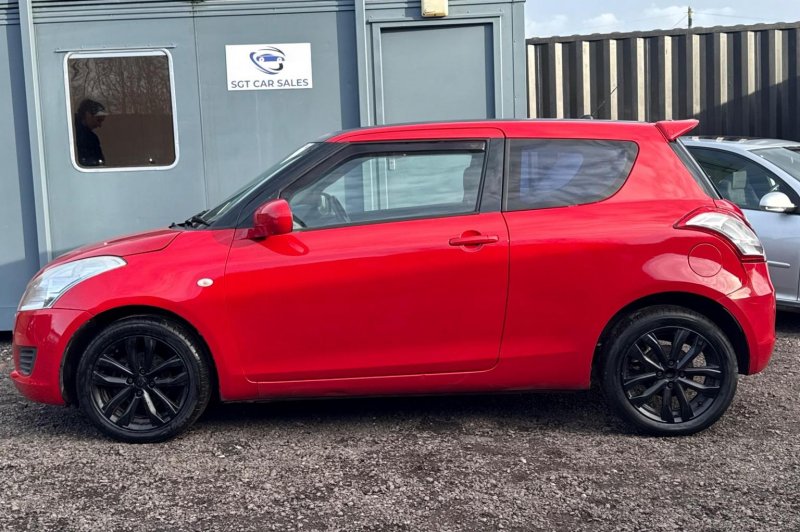 SUZUKI SWIFT
