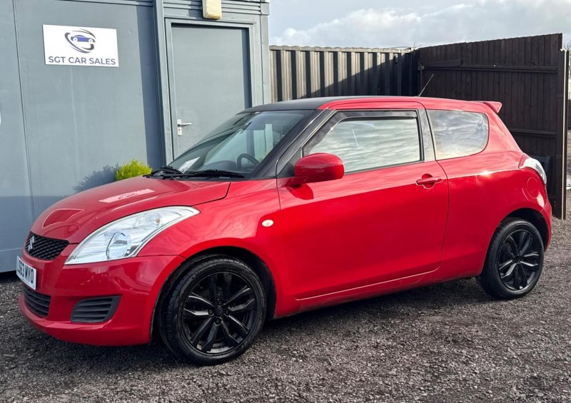 SUZUKI SWIFT