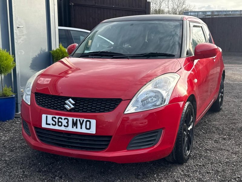 SUZUKI SWIFT