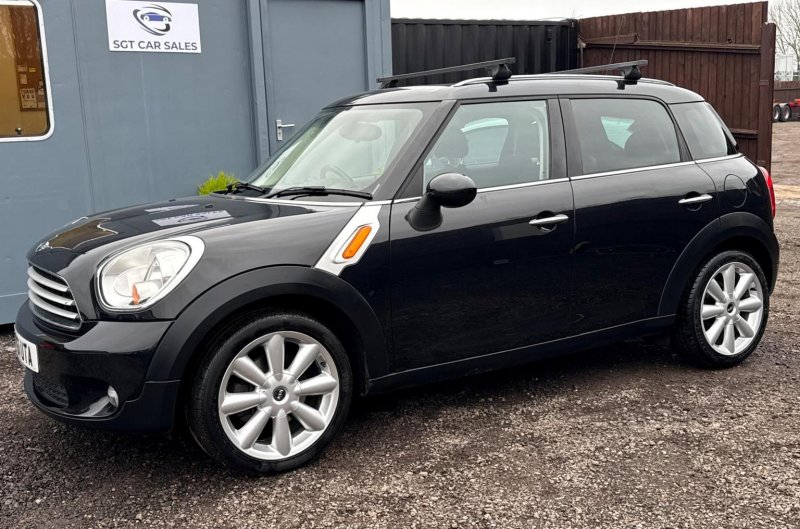 MINI COUNTRYMAN