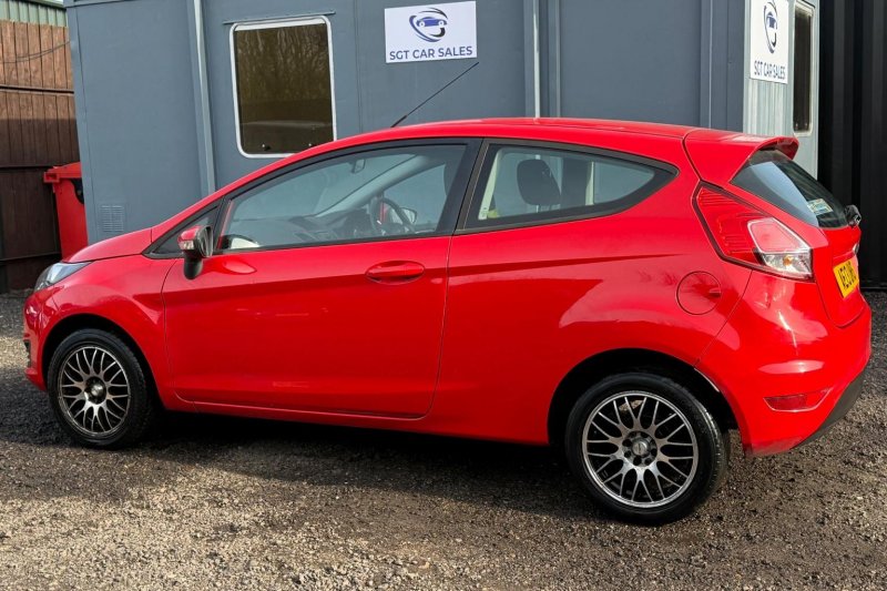FORD FIESTA