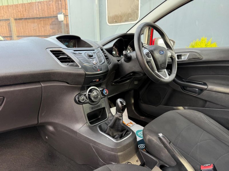 FORD FIESTA