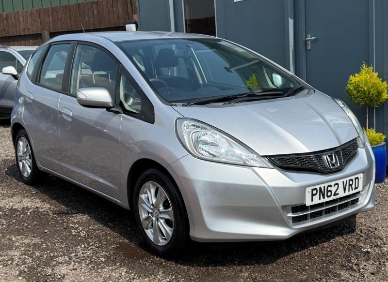 View HONDA JAZZ 1.4 i-VTEC ES Euro 5 5dr