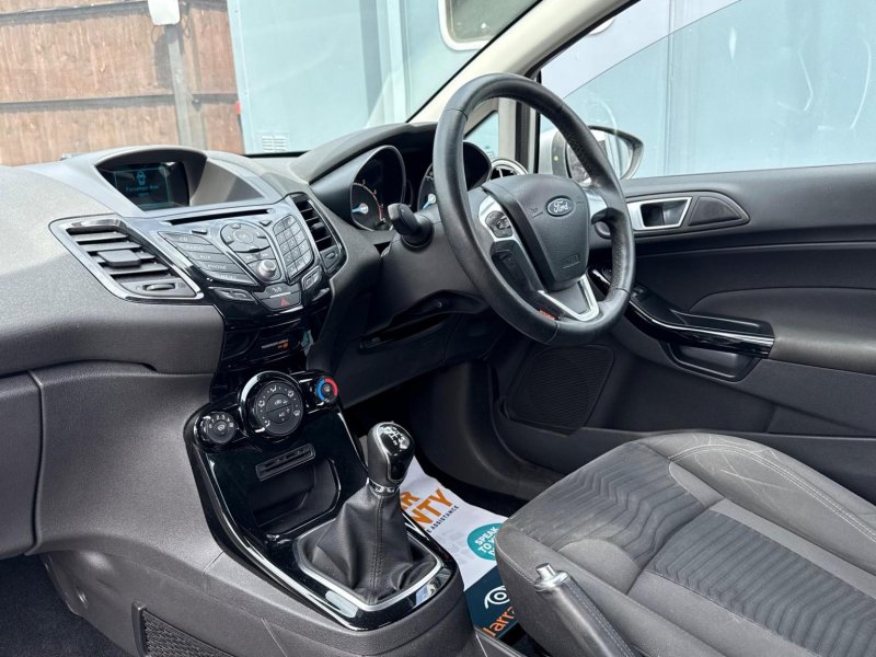 FORD FIESTA