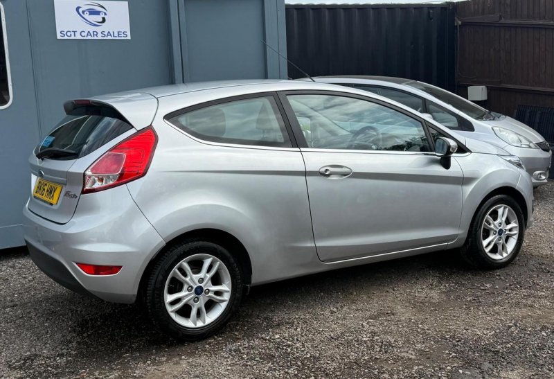 FORD FIESTA