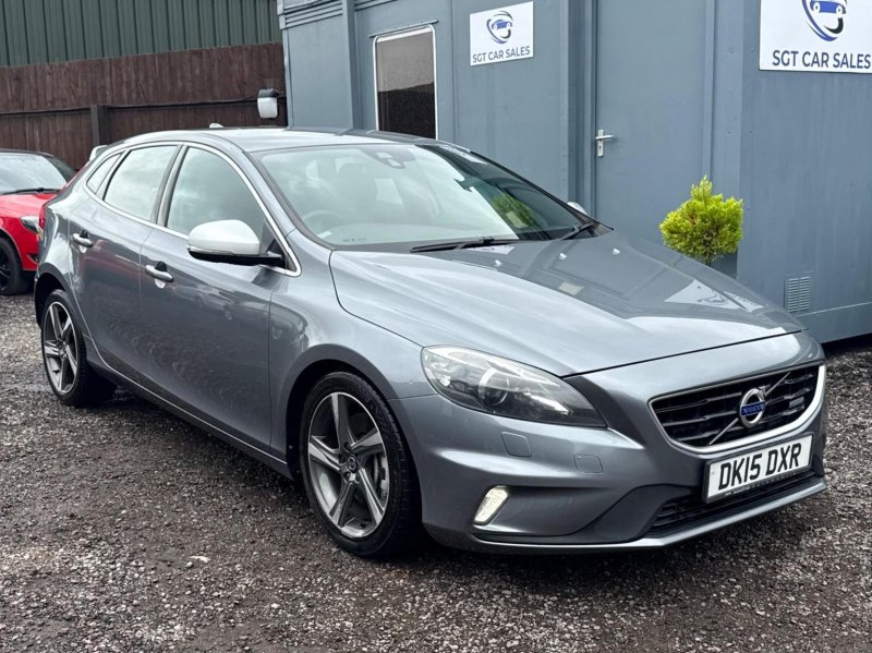 View VOLVO V40 2.0 D4 R-Design Euro 6 (s/s) 5dr
